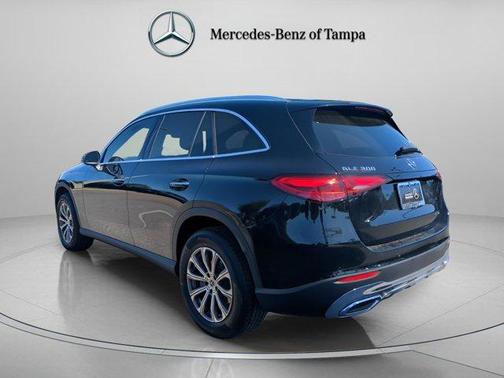 2025 Mercedes-Benz GLC 300 Base