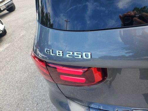 2026 Mercedes-Benz GLB 250 Base