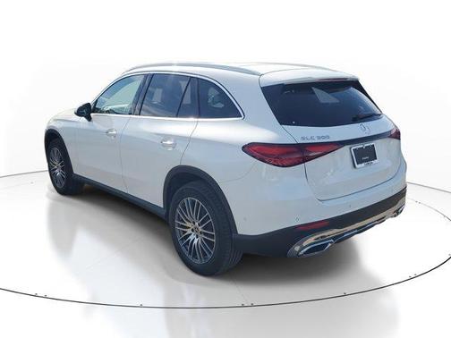2025 Mercedes-Benz GLC 300 Base