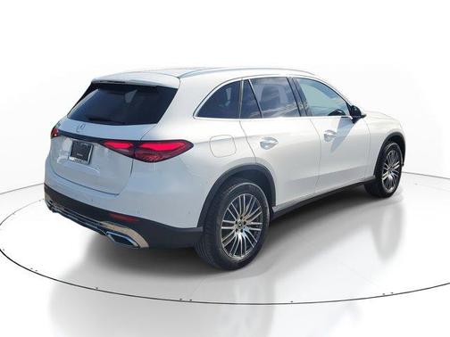 2025 Mercedes-Benz GLC 300 Base
