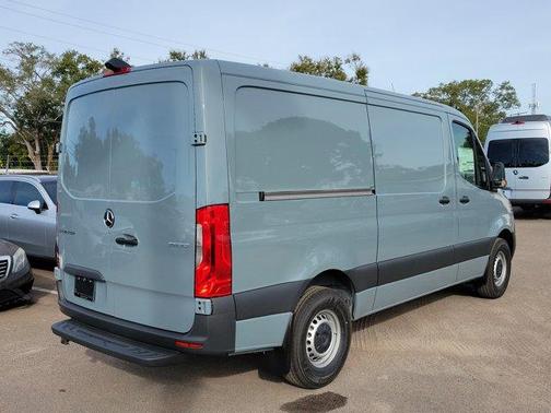 2026 Mercedes-Benz Sprinter 2500 Standard Roof