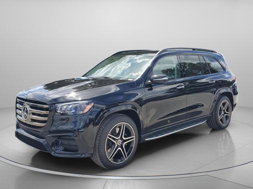 Obsidian Black Metallic 2026 Mercedes-Benz GLS 450 4MATIC