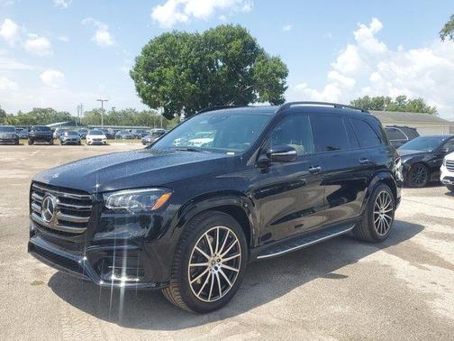 2025 Mercedes-Benz GLS 450 4MATIC