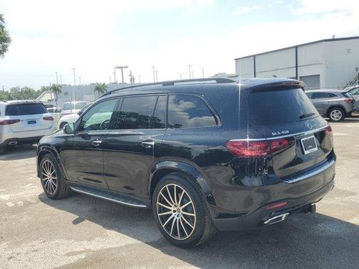 2025 Mercedes-Benz GLS 450 4MATIC