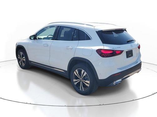 2025 Mercedes-Benz GLA 250 Base
