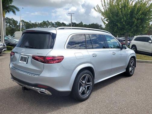 2025 Mercedes-Benz GLS 450 4MATIC