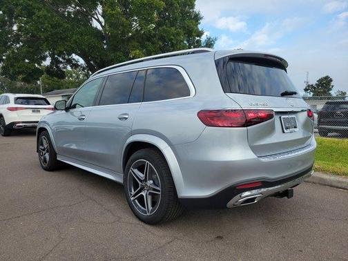 2025 Mercedes-Benz GLS 450 4MATIC