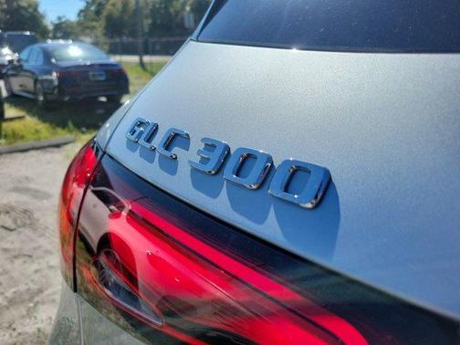 2026 Mercedes-Benz GLC 300 Base 4MATIC