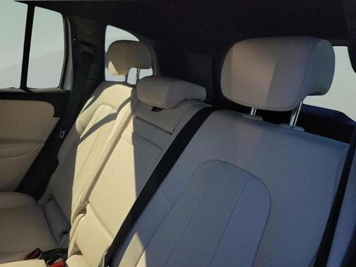 2025 Mercedes-Benz GLB 250 Base