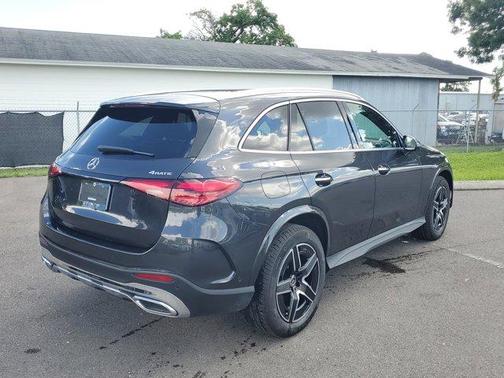 2025 Mercedes-Benz GLC 300 Base 4MATIC