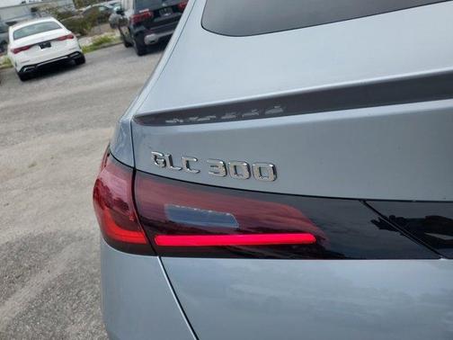 2026 Mercedes-Benz GLC 300 Base 4MATIC