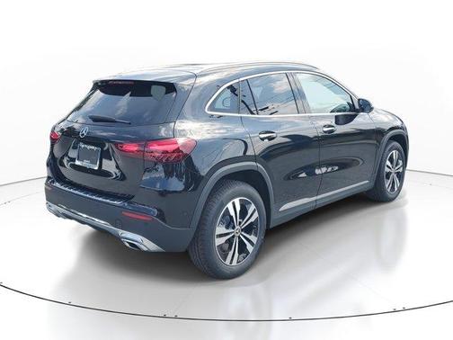 2025 Mercedes-Benz GLA 250 Base
