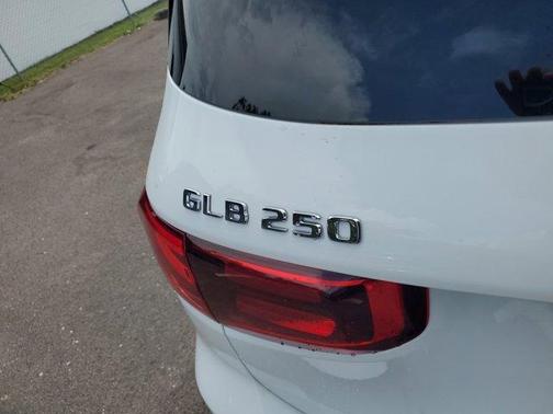2025 Mercedes-Benz GLB 250 Base