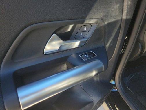 2026 Mercedes-Benz GLA 250 Base