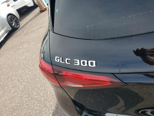 2025 Mercedes-Benz GLC 300 Base 4MATIC