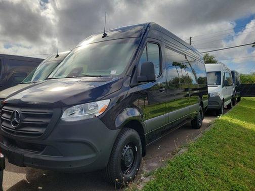2025 Mercedes-Benz Sprinter 2500 High Roof