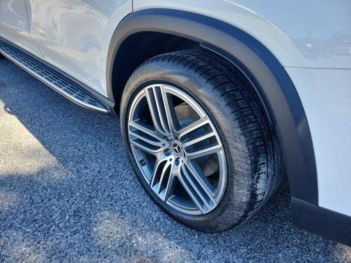 2026 Mercedes-Benz GLS 450 4MATIC