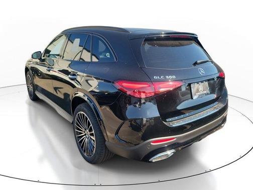 2026 Mercedes-Benz GLC 300 Base