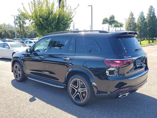 2026 Mercedes-Benz GLS 450
