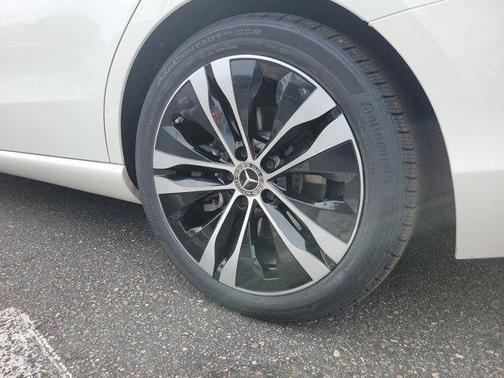 2022 Mercedes-Benz C-Class C 300