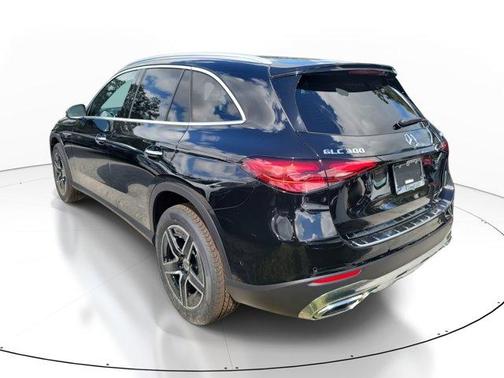 2026 Mercedes-Benz GLC 300 Base 4MATIC