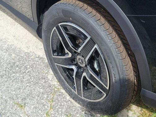 2026 Mercedes-Benz GLC 300 Base 4MATIC