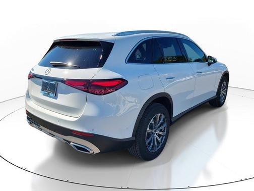 2026 Mercedes-Benz GLC 300 Base