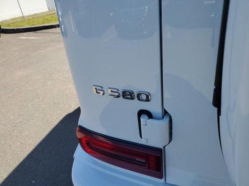 2025 Mercedes-Benz G-Class Base