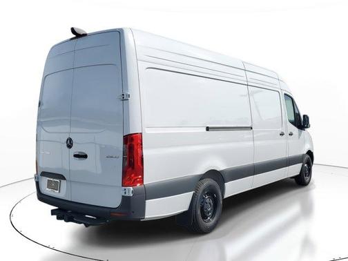 2025 Mercedes-Benz Sprinter 2500 High Roof