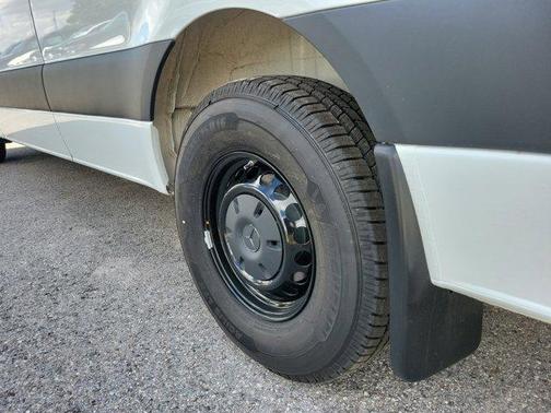 2026 Mercedes-Benz Sprinter 2500 170 WB High Roof Extended Cargo