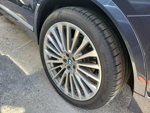 2021 BMW X7 xDrive40i