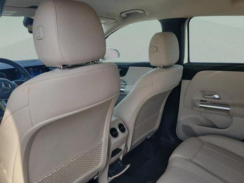 2026 Mercedes-Benz GLA 250 Base