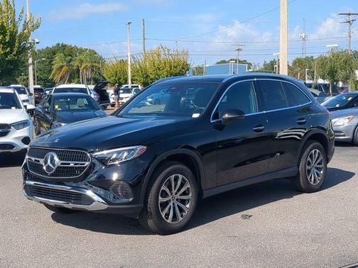 2025 Mercedes-Benz GLC 300 Base