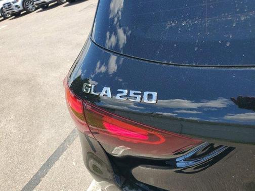 2025 Mercedes-Benz GLA 250 Base