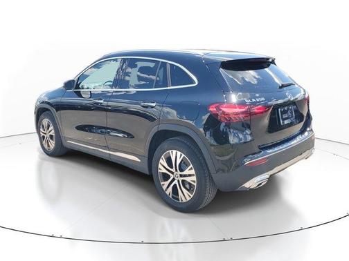 2025 Mercedes-Benz GLA 250 Base