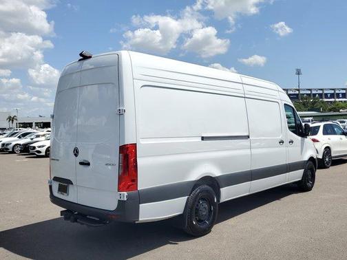2025 Mercedes-Benz Sprinter 2500 170 WB