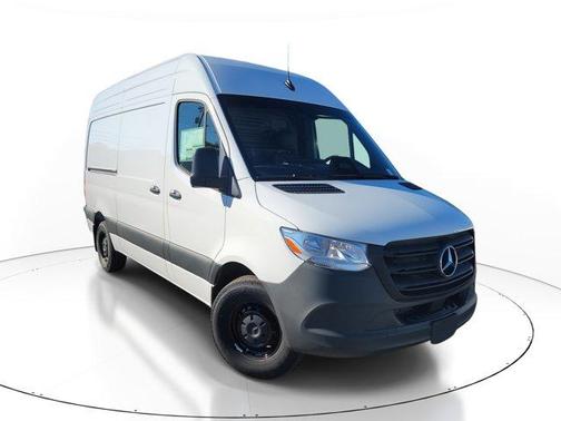 2025 Mercedes-Benz Sprinter 2500 Standard Roof
