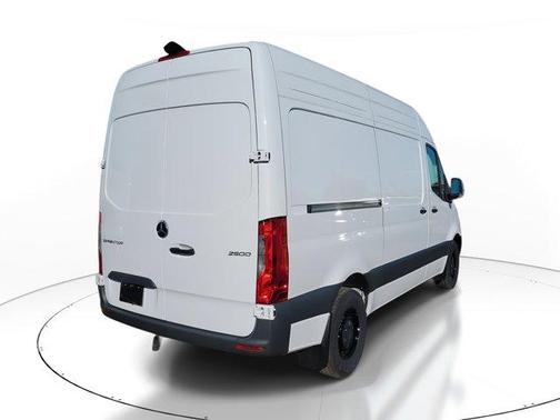 2025 Mercedes-Benz Sprinter 2500 Standard Roof