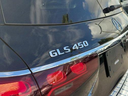 2026 Mercedes-Benz GLS 450