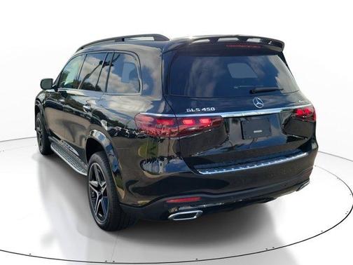 2026 Mercedes-Benz GLS 450