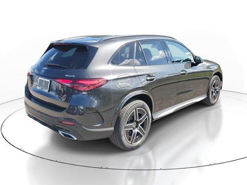 2026 Mercedes-Benz GLC 300 Base 4MATIC
