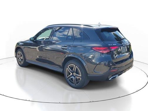 2026 Mercedes-Benz GLC 300 Base 4MATIC