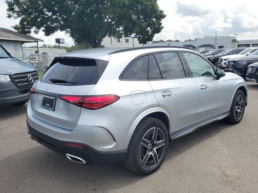2025 Mercedes-Benz GLC 300 Base 4MATIC
