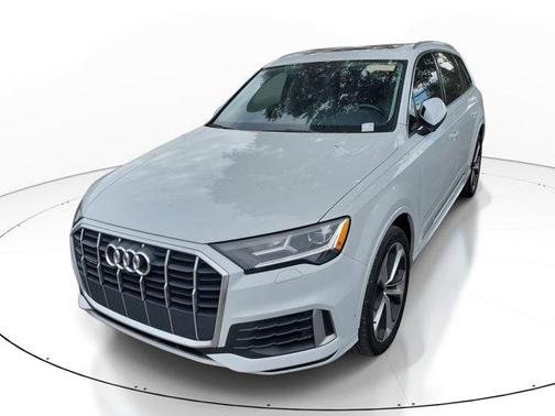 2021 Audi Q7 55 Premium Plus