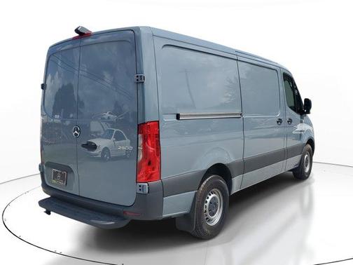 2025 Mercedes-Benz Sprinter 2500 144 WB
