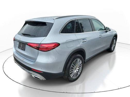 2026 Mercedes-Benz GLC 300 Base