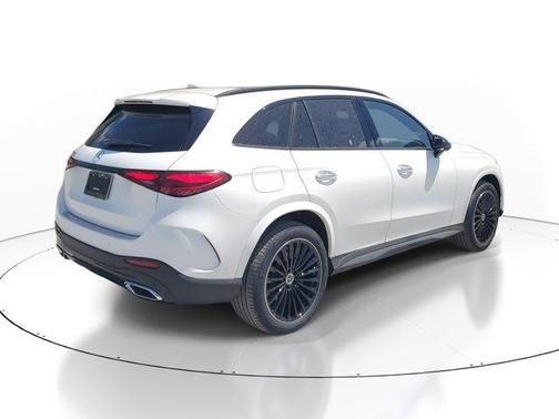 2025 Mercedes-Benz GLC 300 Base