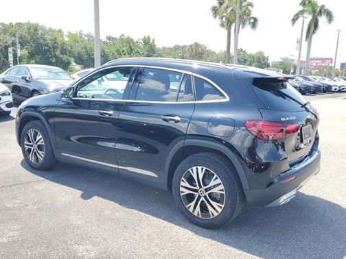 2025 Mercedes-Benz GLA 250 Base