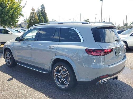 2025 Mercedes-Benz GLS 450 4MATIC