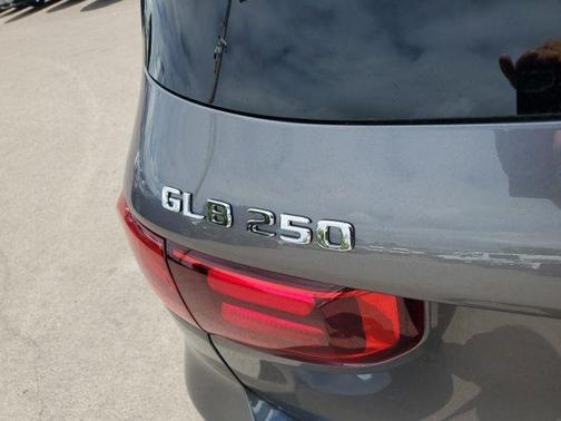 2026 Mercedes-Benz GLB 250 Base